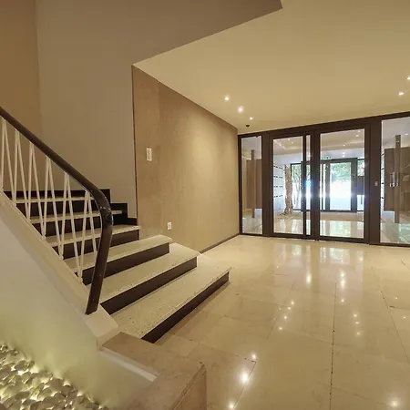 Apartment Frgk Stanislas Terrace, Ac & Ultra Fast Wi-fi Cannes