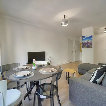 Apartment Frgk Stanislas Terrace, Ac & Ultra Fast Wi-fi Cannes