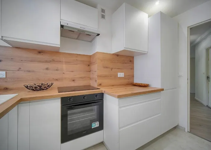 Lejlighed Frgk Stanislas Terrace, Ac & Ultra Fast Wi-fi