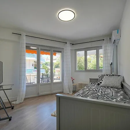 Frgk Stanislas Terrace, Ac & Ultra Fast Wi-fi